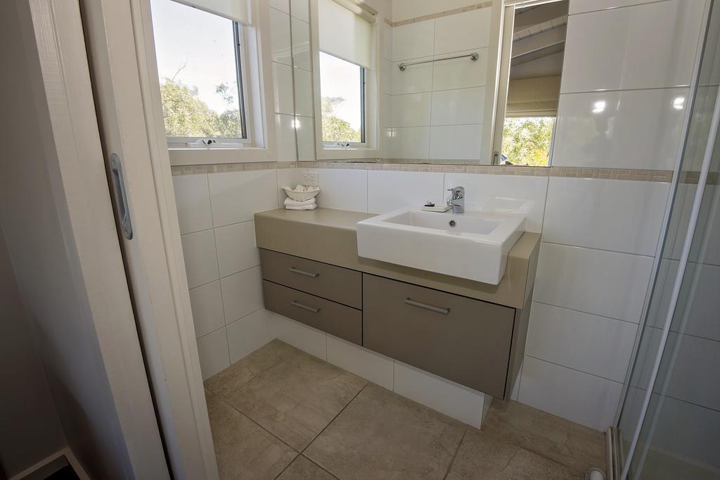 The Lakes Beachfront Holiday Park Lake Tyers Beach Exterior photo