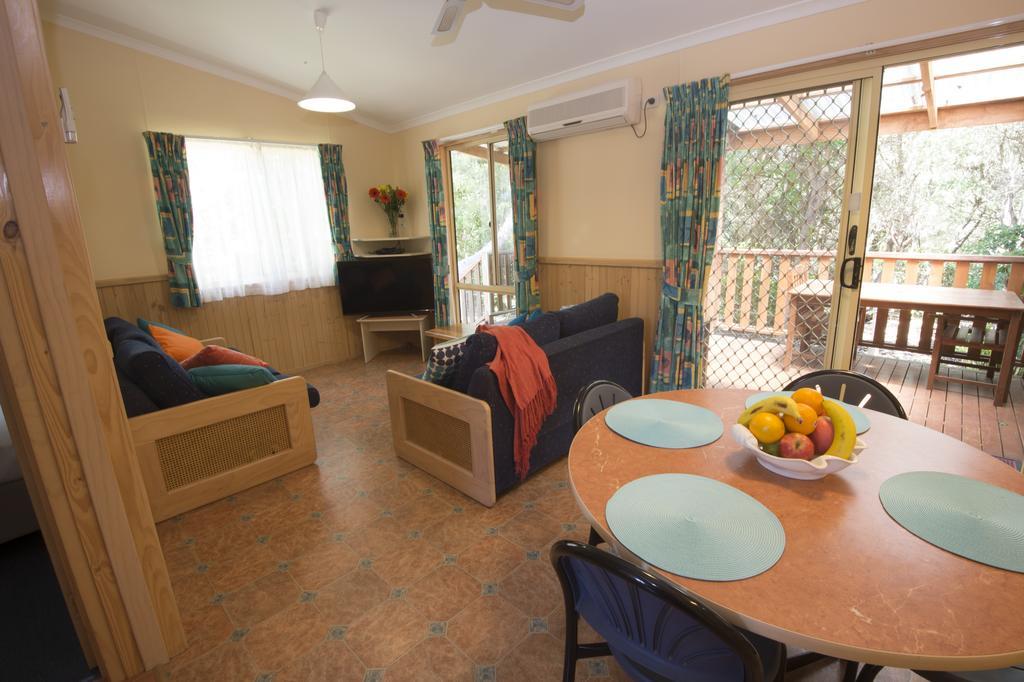 The Lakes Beachfront Holiday Park Lake Tyers Beach Exterior photo